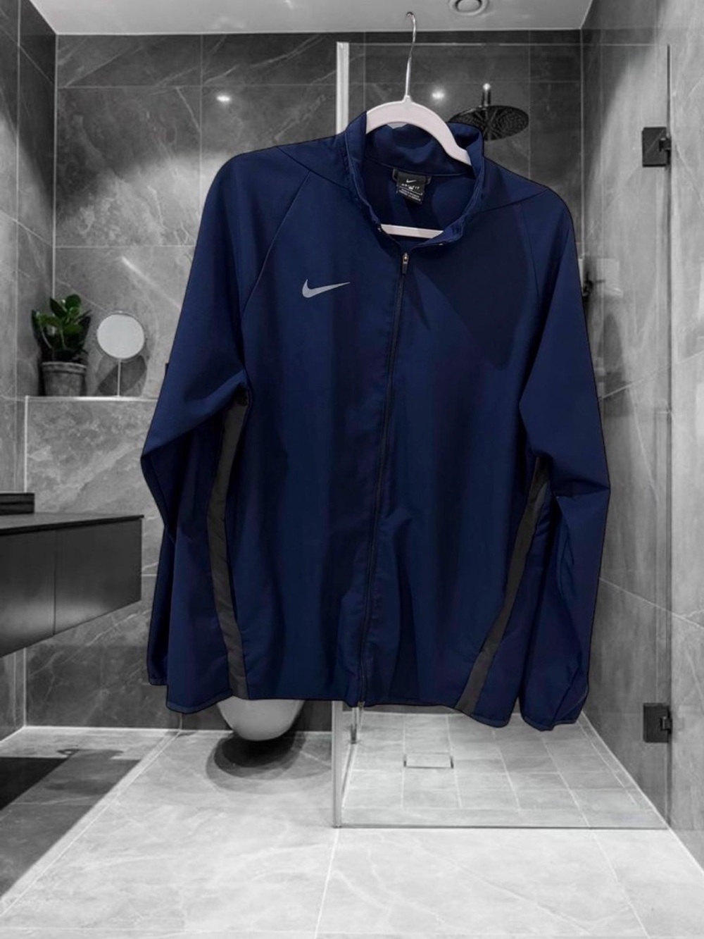 Nike Dri Fit Men's Navy Full-Zip windbreaker Athletic Jacket Sz L